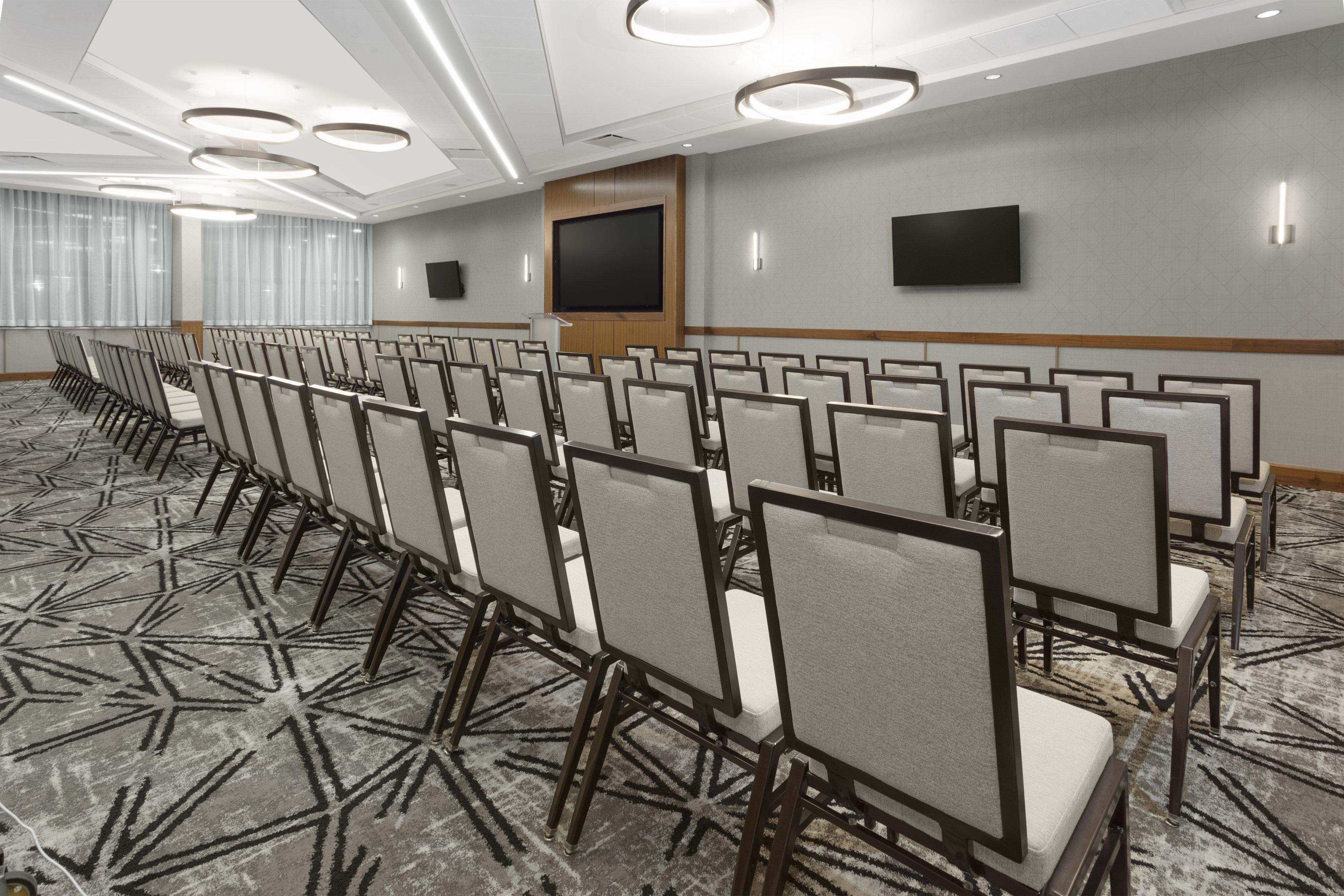 Crowne Plaza Lansing By Ihg Hotel Eksteriør billede