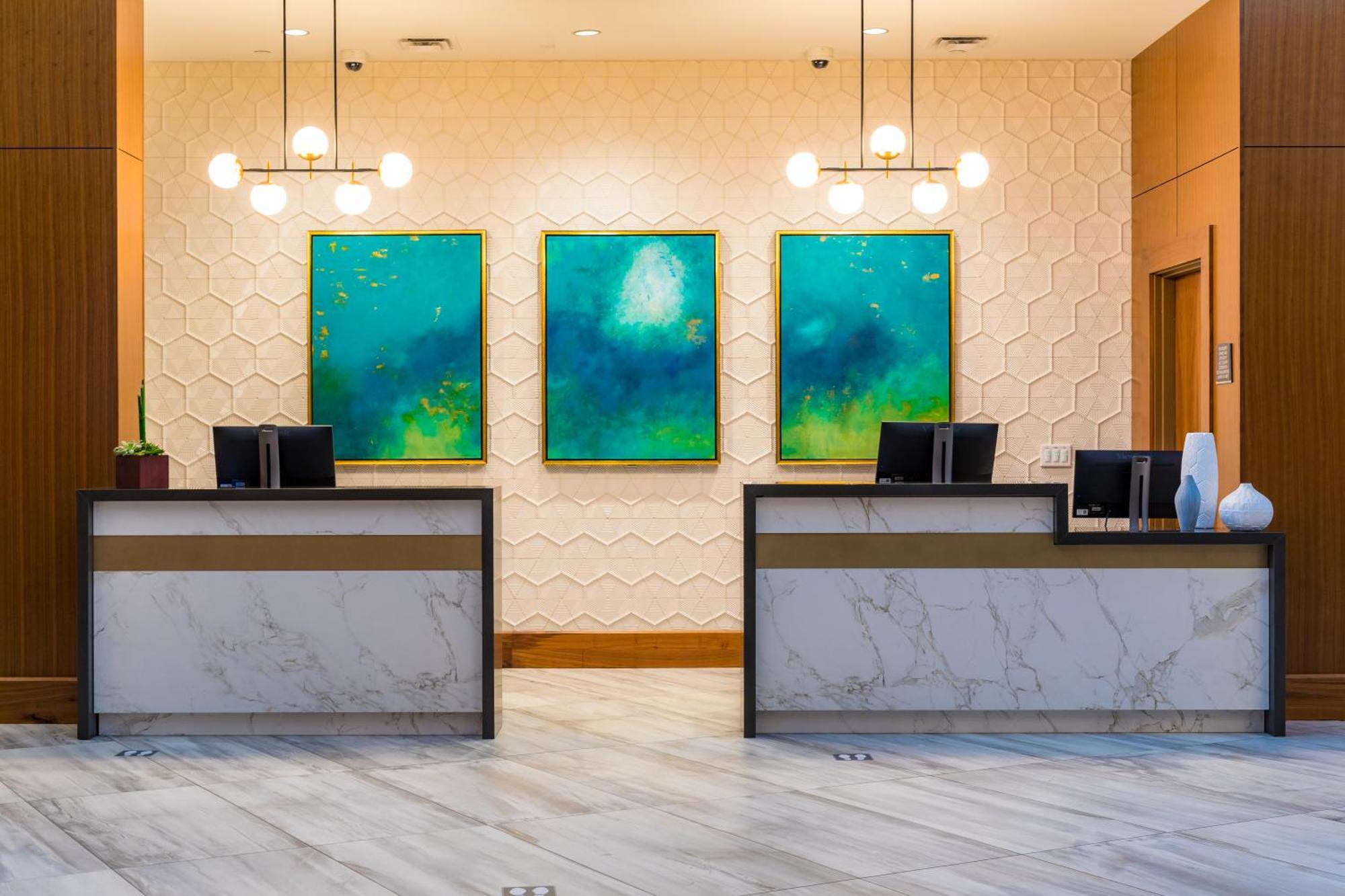 Crowne Plaza Lansing By Ihg Hotel Eksteriør billede